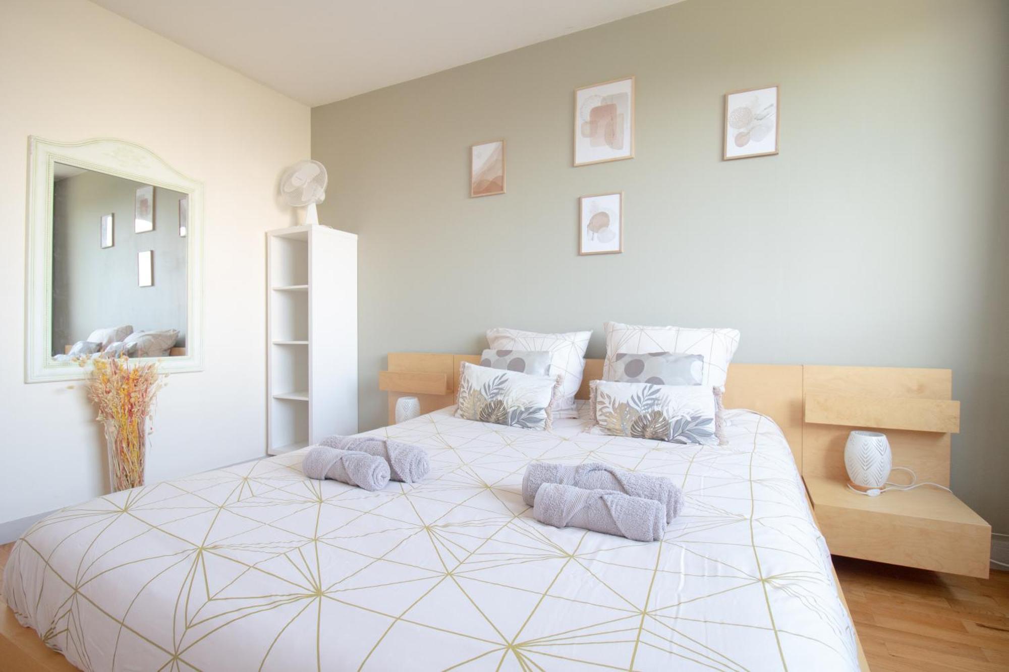 Appartement Spacieux Avec Balcon Bourg-en-Bresse Exteriér fotografie